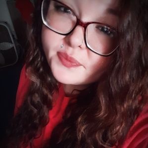 Meet your Posher, Karisa